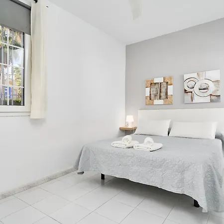 Apto B-a Almoraide מלון דירות נרחה