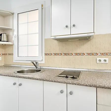 Apto B-a Almoraide Aparthotel 3*