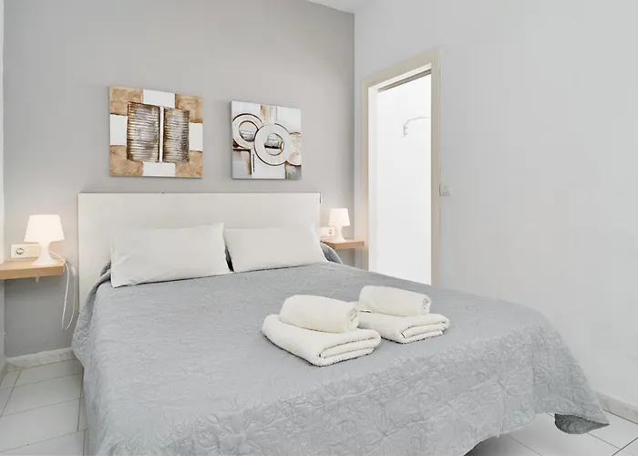 Apto B-a Almoraide Lägenhetshotell 3*